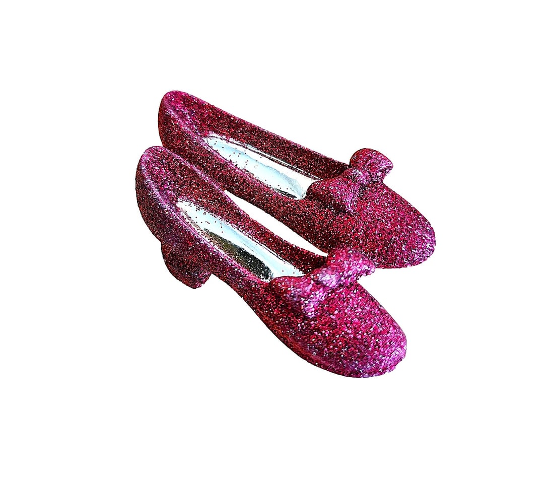 Vintage AJC Dorothy Red Glittery Shoe Brooch (1 of 2)
