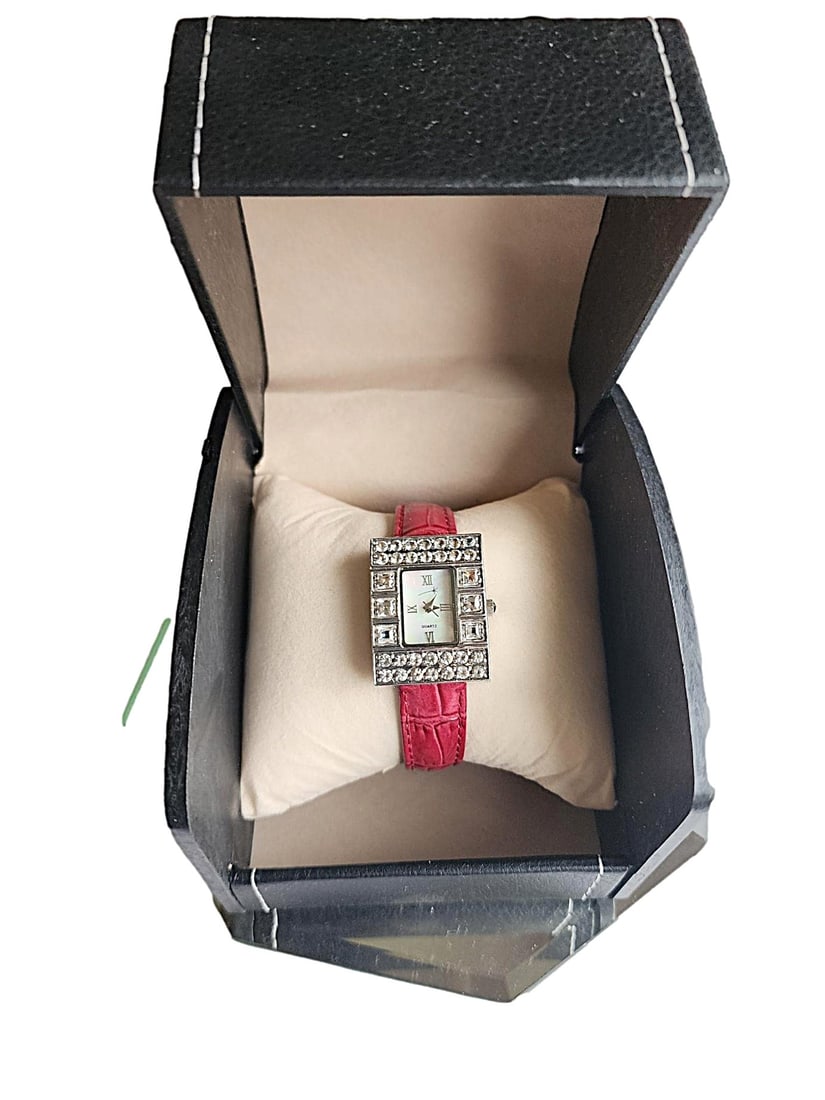 New Woman's Wristwatch MOP watch face, Crystal encased surround. (1 of 3)