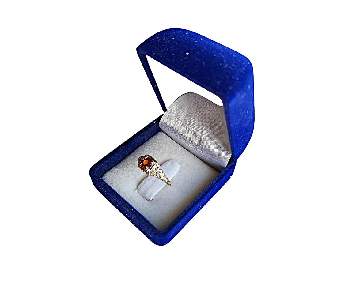 Orange Sapphire in 14K Gold Filagree Setting - beautiful color! Size 6 1/2. (1 of 3)