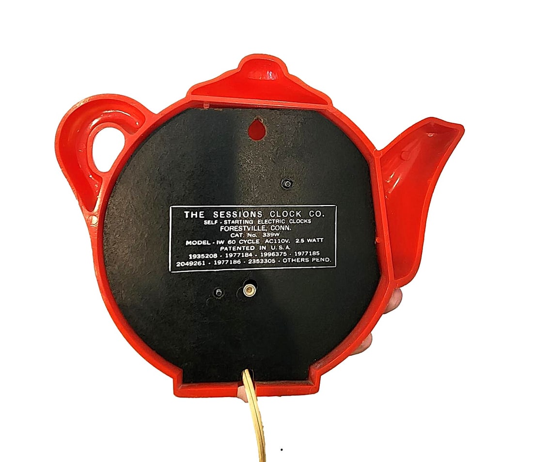 Vintage Session Red Teapot Wall Clock - 3