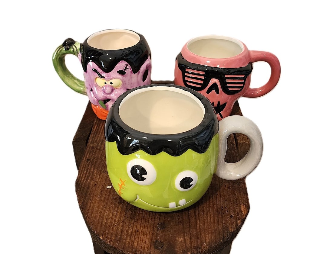 3 Halloween Mugs - Different Makers (1 of 7)