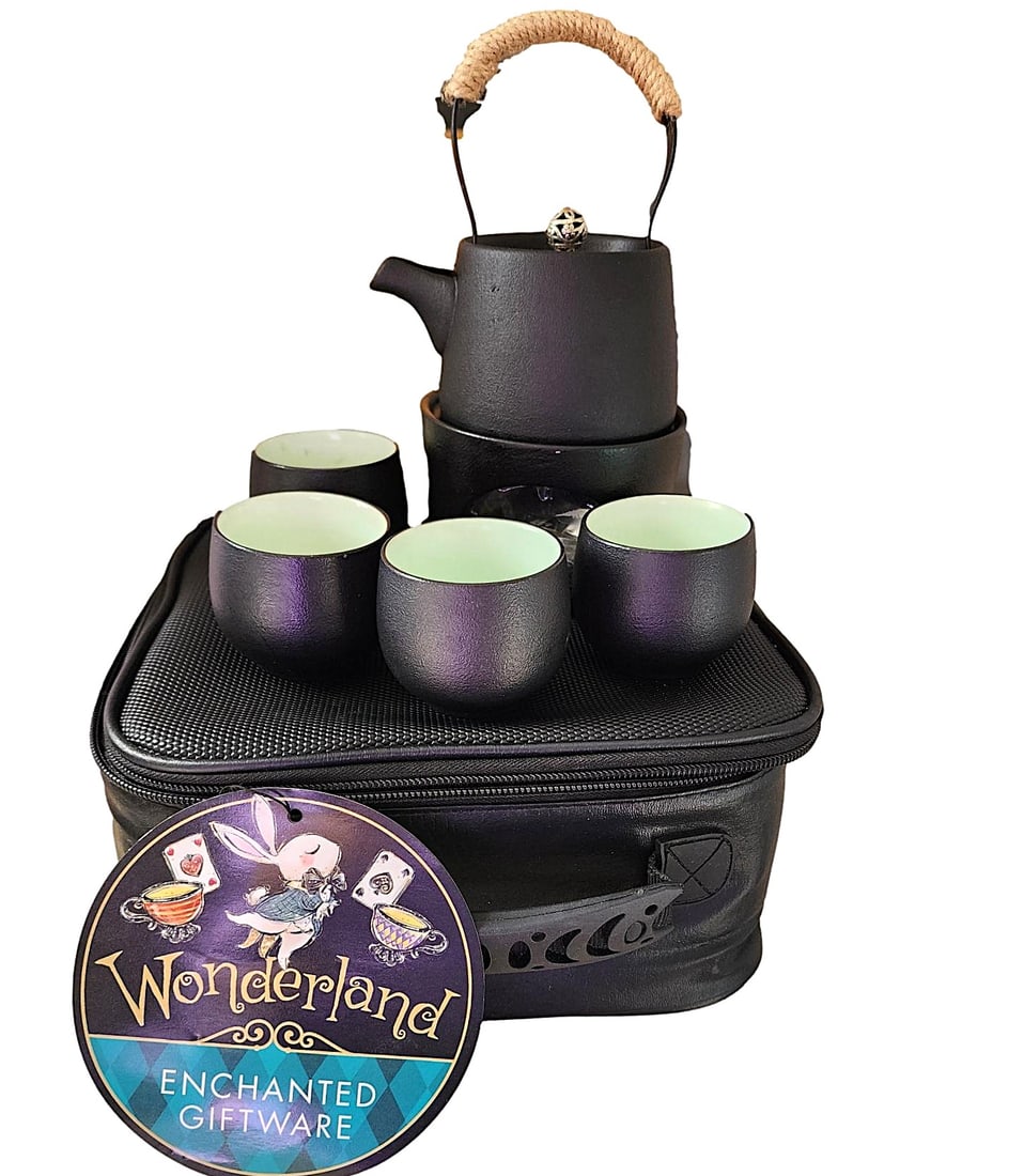 Wonderland Travel Tea Set w/ Travel Case (1 of 5)