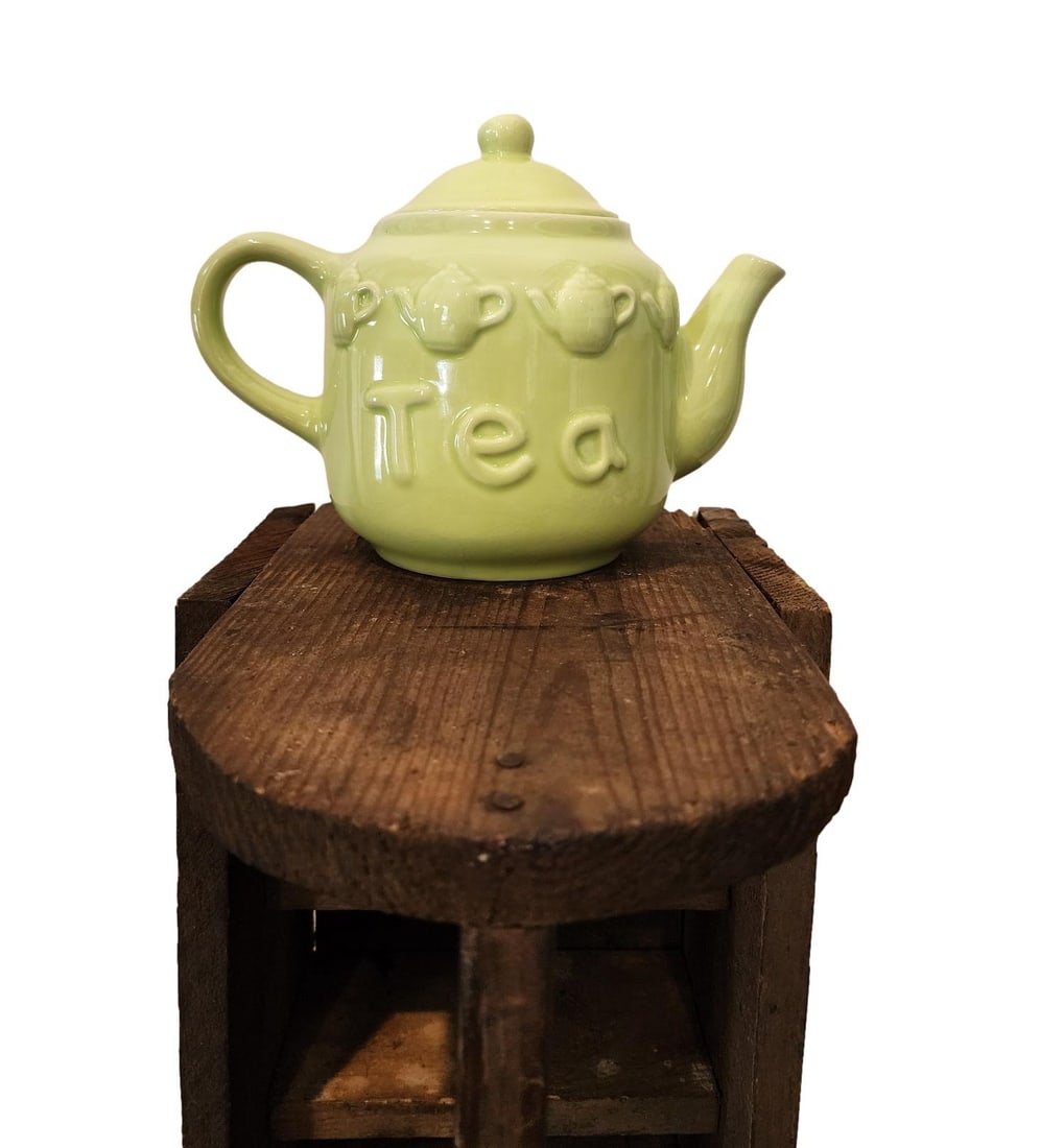Small Ceramic Green Teapot - maker unknown. (1 of 4)