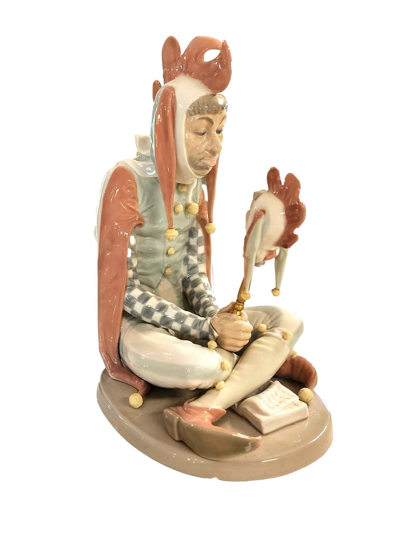 Vintage Norman Rockwell Court Jester Statue - #1405 - Retired (1 of 7)