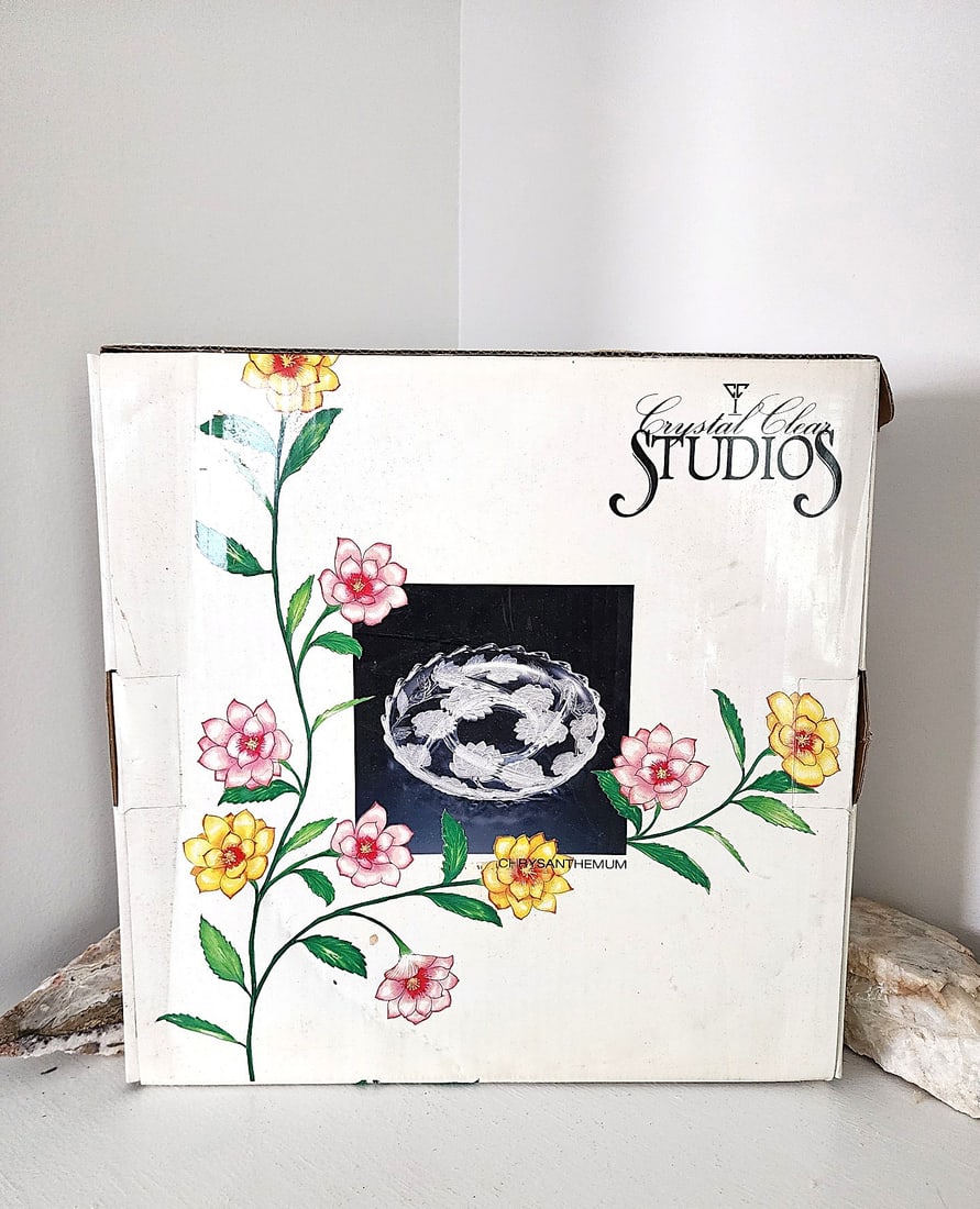 Crystal Clear Studios Chrysanthemum Hor' D'oeuvre Plate - 1990 (1 of 4)