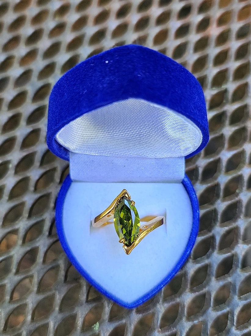 Green Lab Peridot in Gold Vermeil (10K) Ladies Ring - Size 8 (1 of 2)
