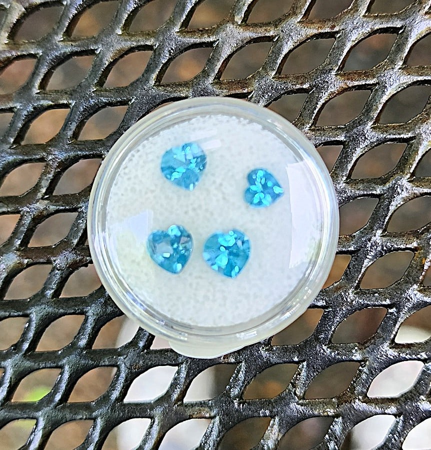 4 Sky Blue Topaz Hearts Cut Stones - 3/4ct and 1/2ct. (1 of 1)