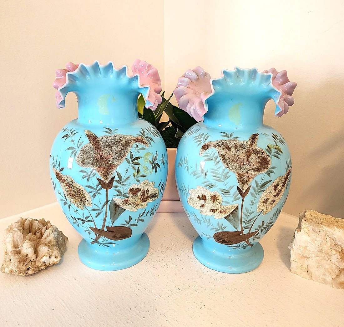2 x Victorian Style Opaline Mantle Glass Vases - Late 19th century (1 of 5)