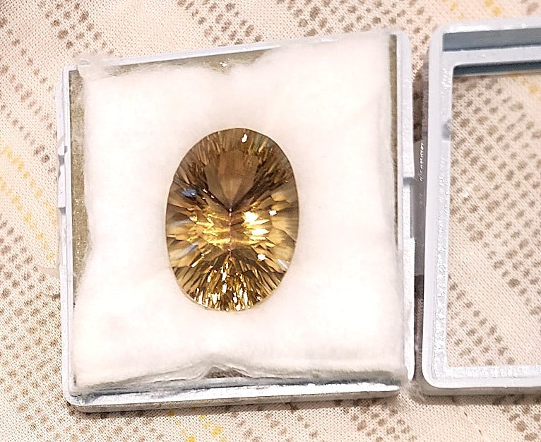 33.68 Excellent Golden yellow Mystic Topaz Gemstone (1 of 3)