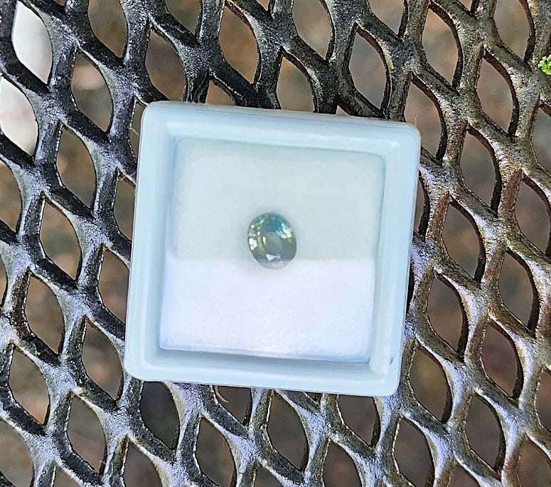 1.10Ct. Magnificent Green blue Oval Cut Zircon VVS - Gemstone: This stone has lots of fire and flash. It's the perfect size for a solitaire ring setting, as a solo stone or flanked with a couple of diamonds.