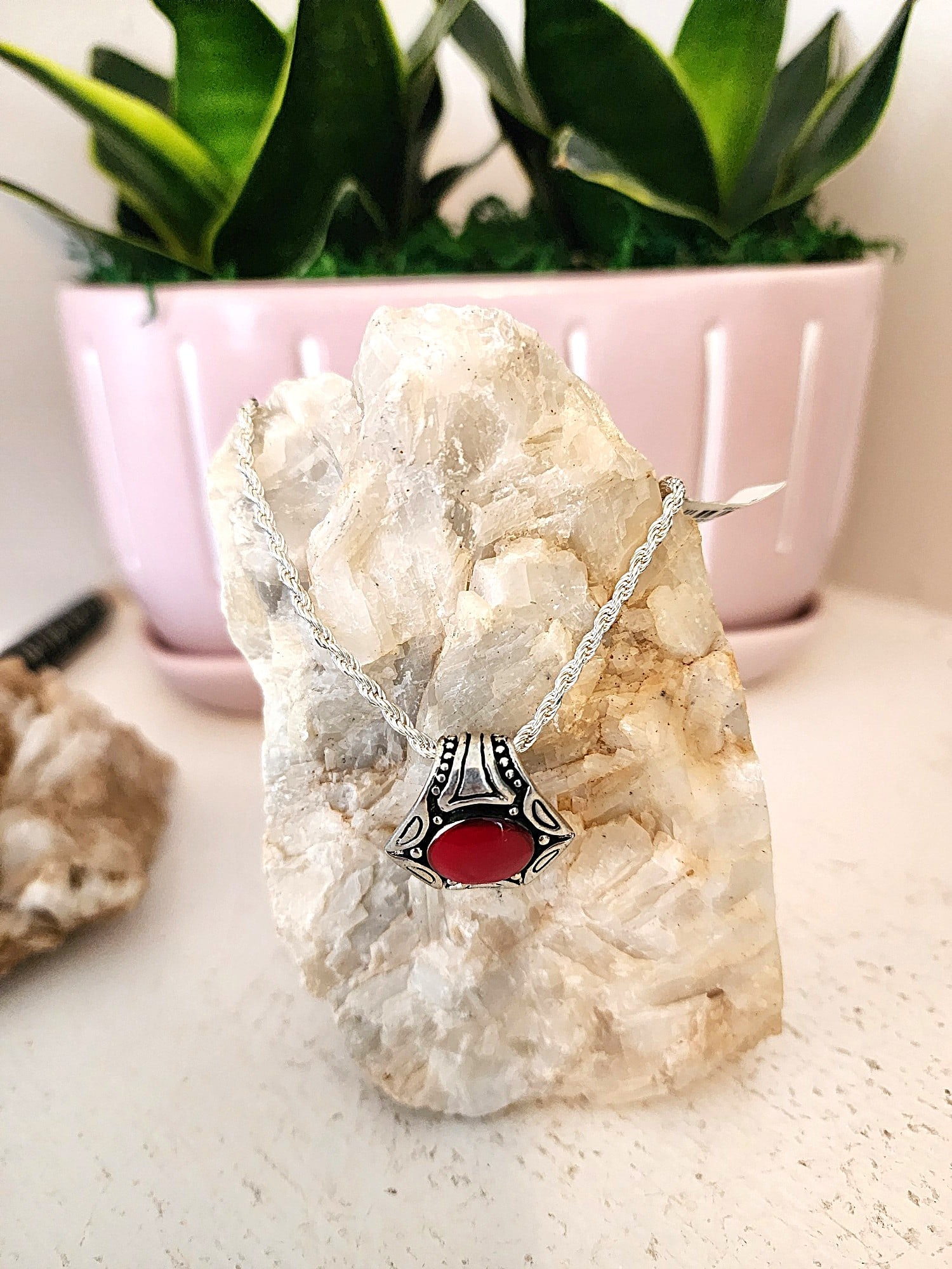 Mexican Silver Pendant with red Stone and 20" Twisted Italian Silver Chain - New: This pendant and Italian Silver Chain is very pretty. Red stone. Chain is stamped 925 and Italy. Claw clasp. New Total Weight: 14 grams. Chain is 20".