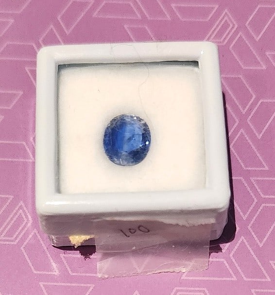 2 ct. Natural Blue Himalayan Kyanite Gemstone. Very nice stone! (1 of 2)