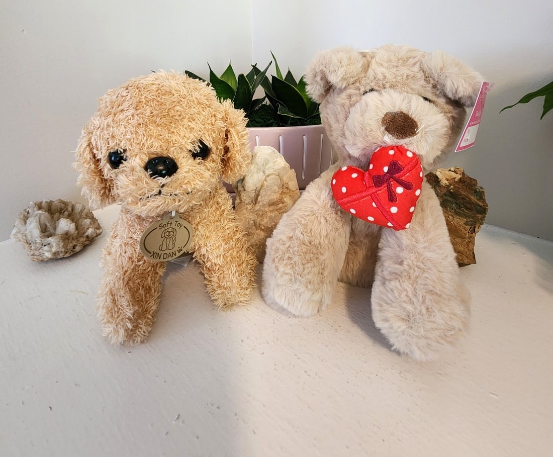 2 Plush Toys they both say dogs, but one looks more like a Bear & a Dog (1 of 2)