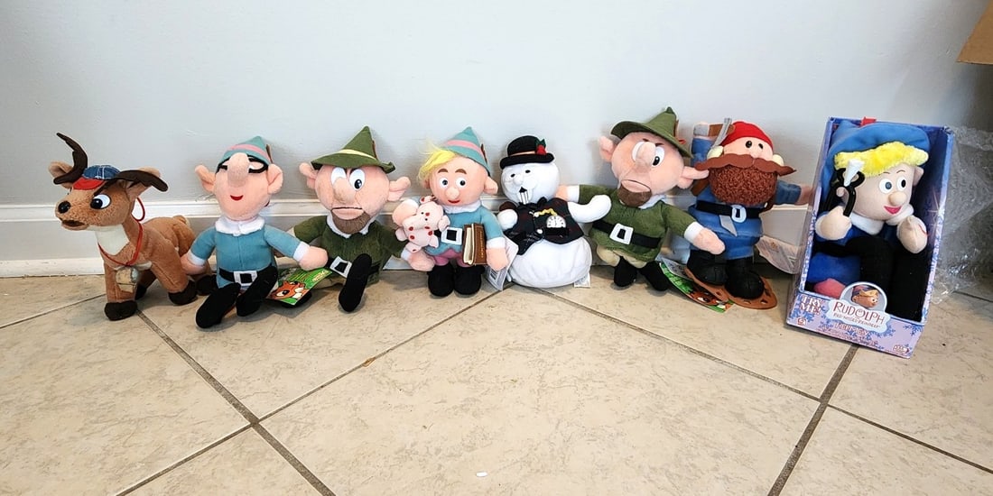 Vintage 90's Stuffins Beanie Plush Lot of 8 Characters w/ one Singing Hermey: From a private collection. & of these characters are Beanie Plush Toys and 1 singing and dancing Hermey - the want-to-be dentist, New in Original Box. From the Island of Misfit Toys. All are like new.