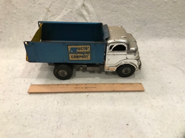 Structo Dump Truck Blue Silver: Structo Dump Truck Blue/Silver. Size: 12" w x 5" d x 7" h
