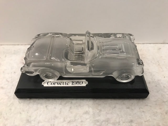 Crystal 1959 Chevy Corvette on Base: Crystal 1959 Chevy Corvette on Base. Size: 9" w x 4" d x 2" h