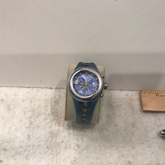 Collector Watch Adidas Sport Watch Blue: Collector Watch Adidas Sport Watch Blue. Size: 4" x 2" x 3"