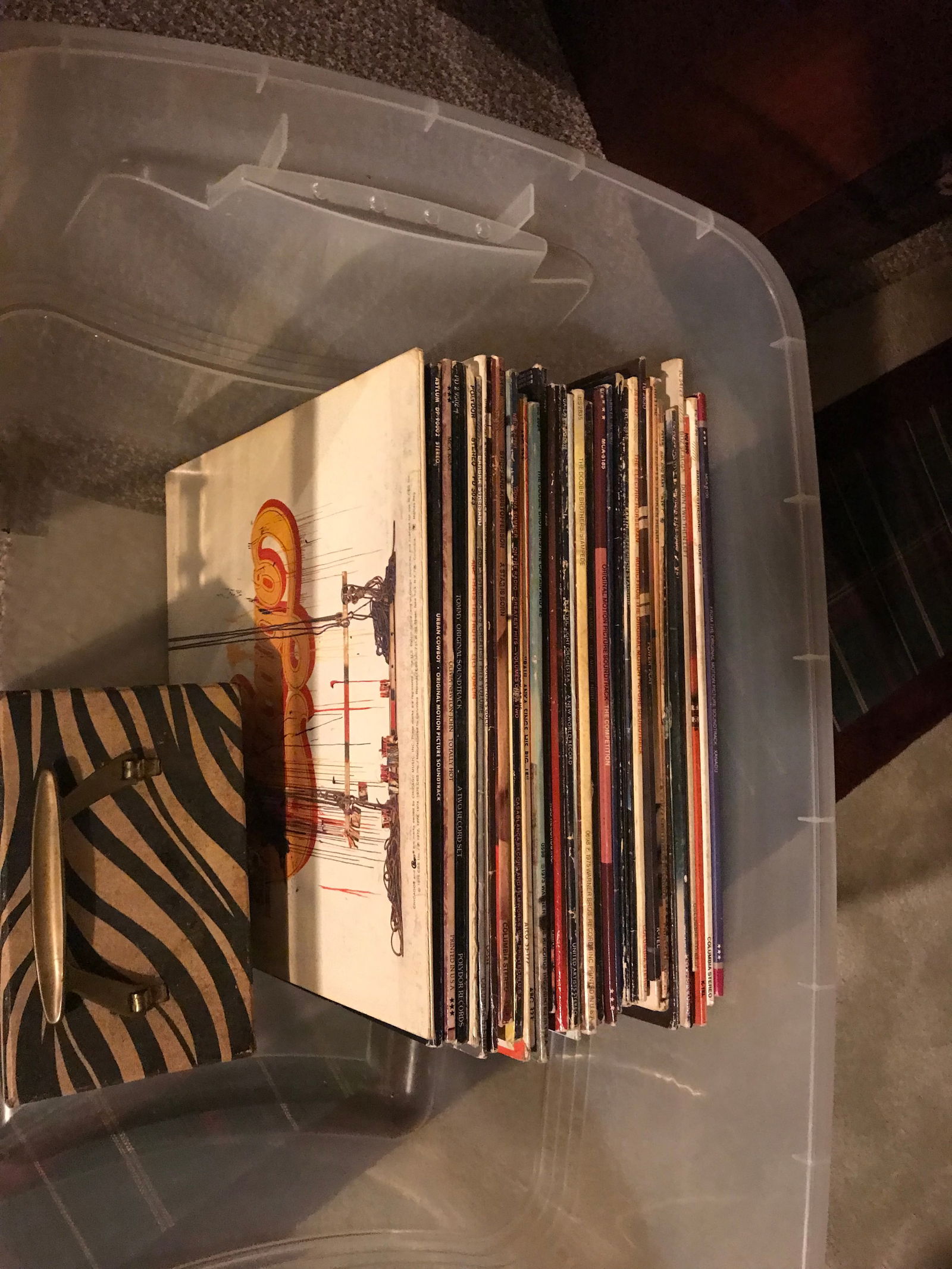 Record Albums Mostly 70’s quantity 32 includes 40-50 78’s (1 of 6)