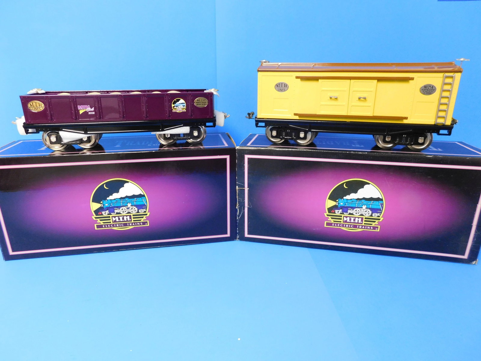 MTH Tinplate Boxcar Gondola Standard Gauge NOS 214 MTHRRC: MTH 10-201 & 10-2034 Box Car and Gondoal. No 214 Boxcar is Yellow and Brown with Nickel trim. 200 series Gondola MTHRRC Mikes Train House Railroad Club