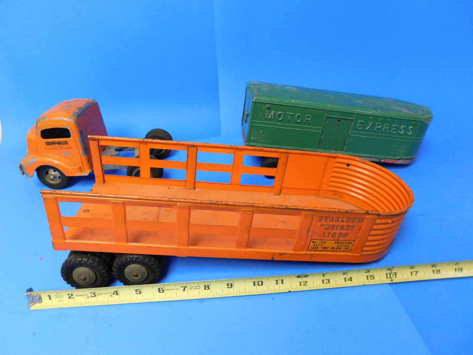 Smith-Miller and Hubley Diecast Parts for Resotration (1 of 8)