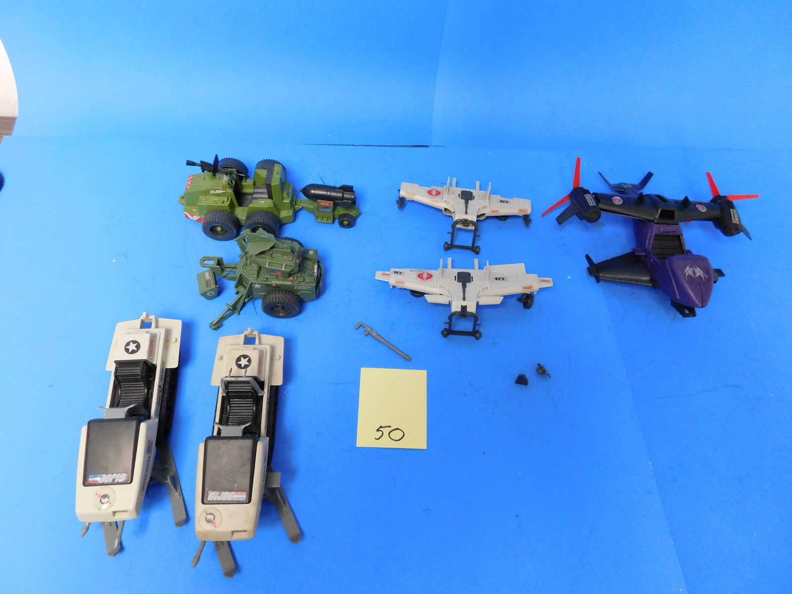 Vintage GI Joe Small Vehicles and parts (1 of 3)