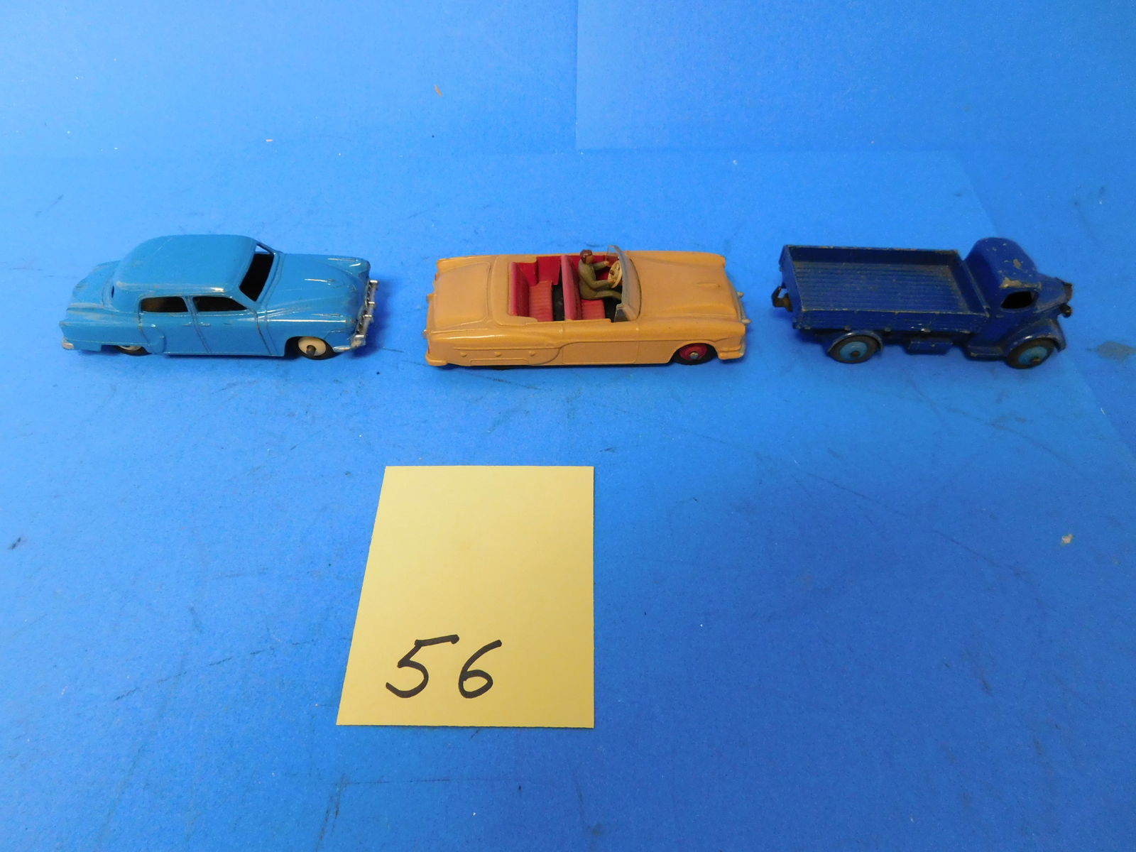 Dinky 172 132  412 (1 of 6)