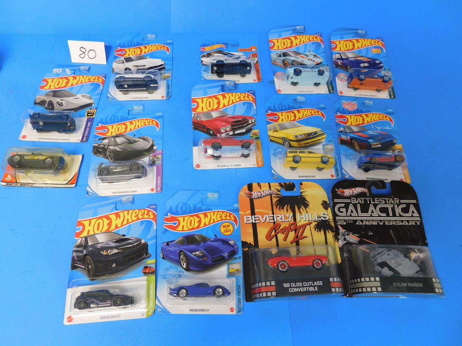 Mattel Hot Wheel Car lot of 14: 14 New on card hot wheel car lot