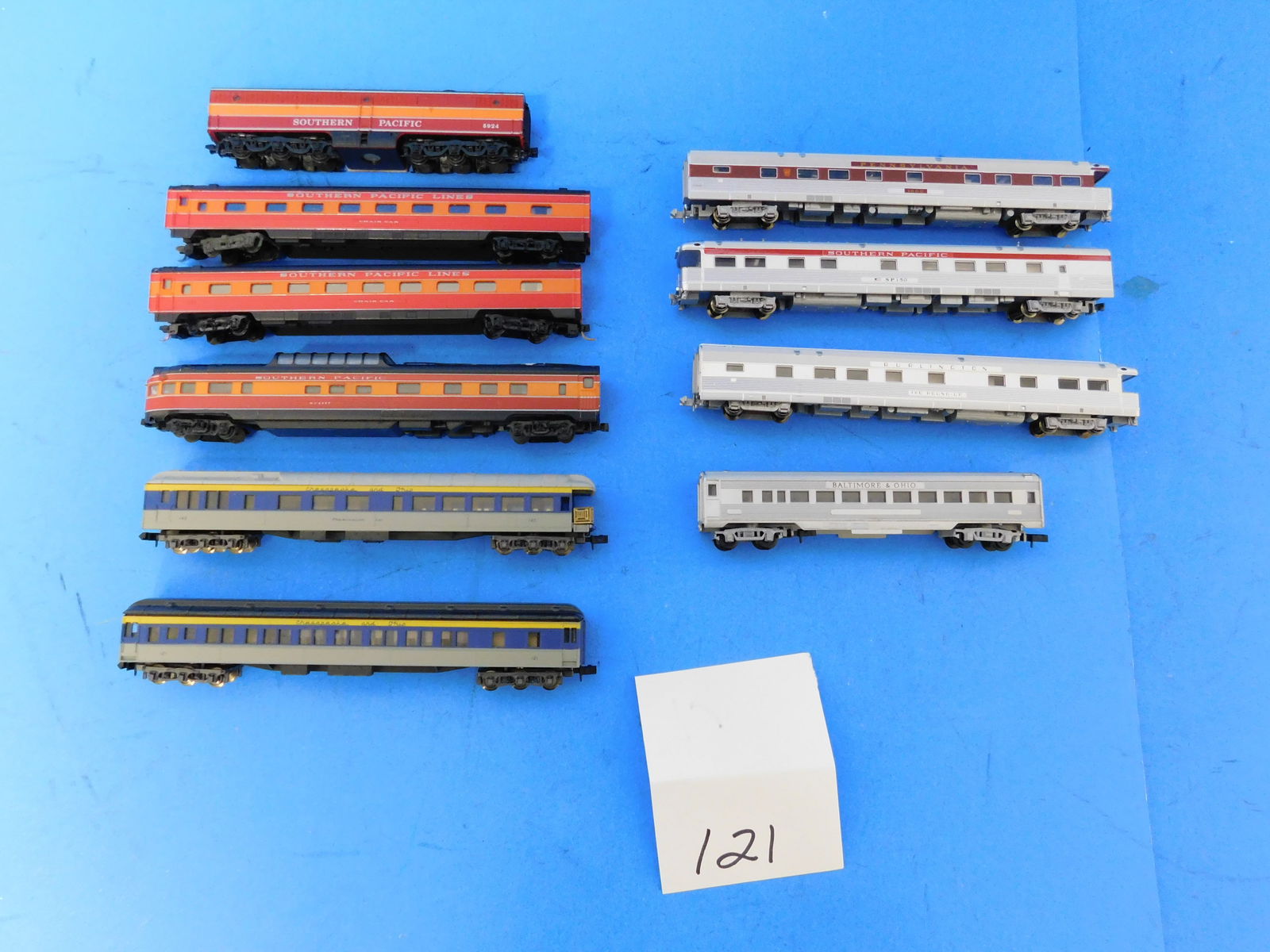 Micro Trains RR Kato N gauge Passenger Car Lot (1 of 6)