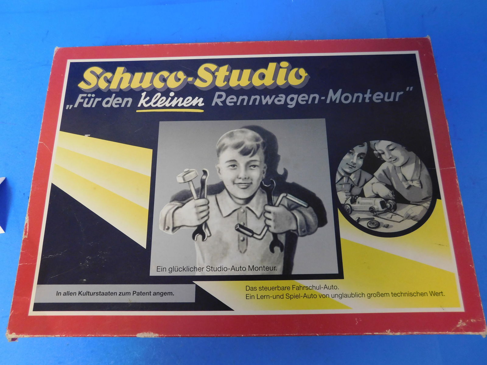 Schuco Studio 1050 Assembly Box 01019 (1 of 3)