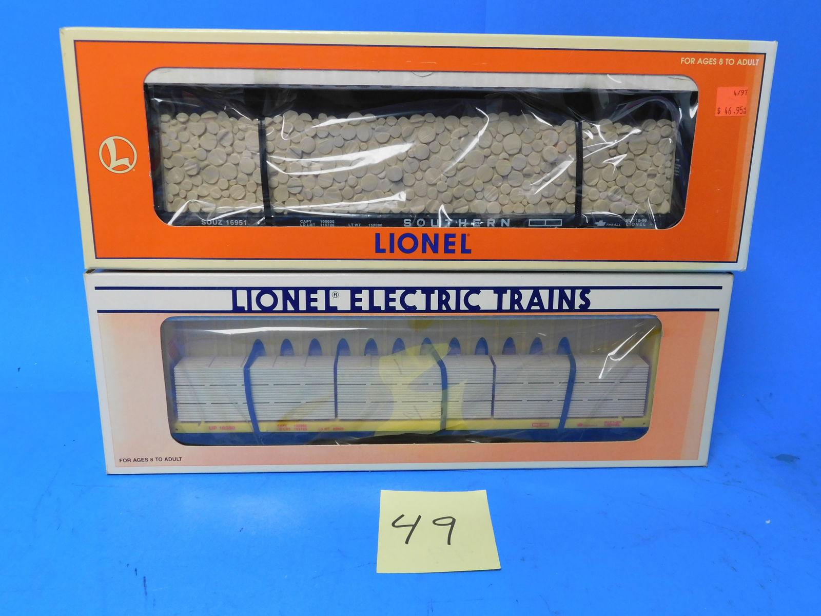 Lionel Bulkhead Flat and Center Beam Flatcar UP and Southern (1 of 3)