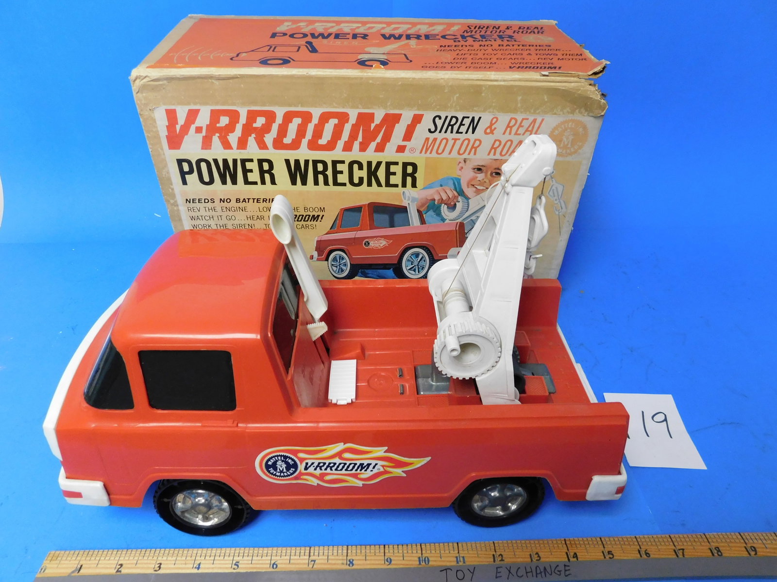 Mattel V-Rroom Power Wrecker Truck with Box: Mattel Power Wrecker Truck with V-rroom Siren and Motor Roar. With Box.