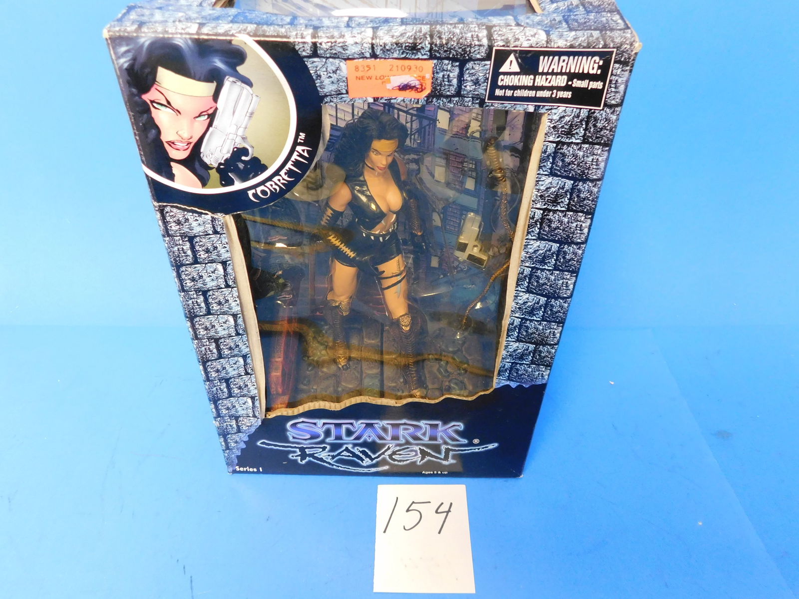 Endless Horizon Stark Raven Cobretta Figure with box (1 of 2)