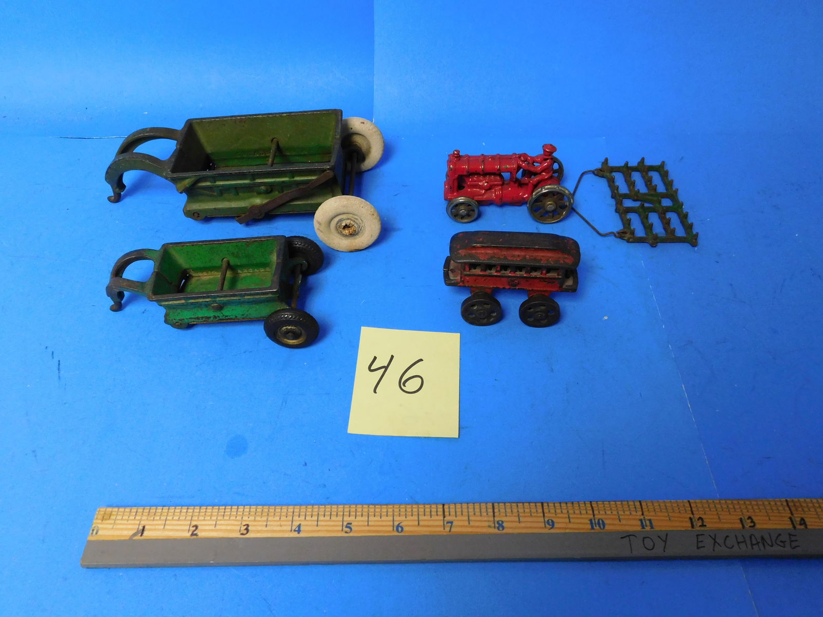 Cast Iron Arcade  Hubley vehicle lot (1 of 5)