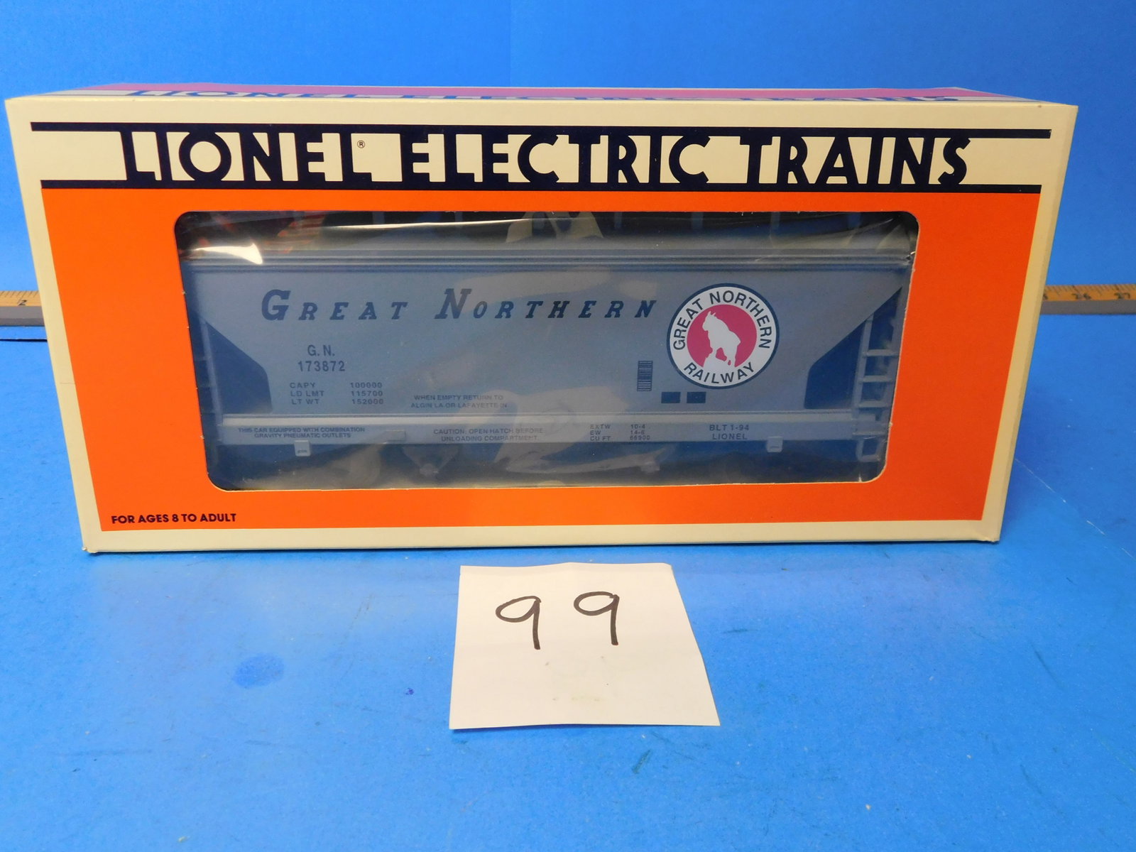 Lionel Great Northern Two bay Hopper 6-17007 New in Box: Lionel 6-17007 Great Northern 2 bay Hopper. New in Box Old store stock