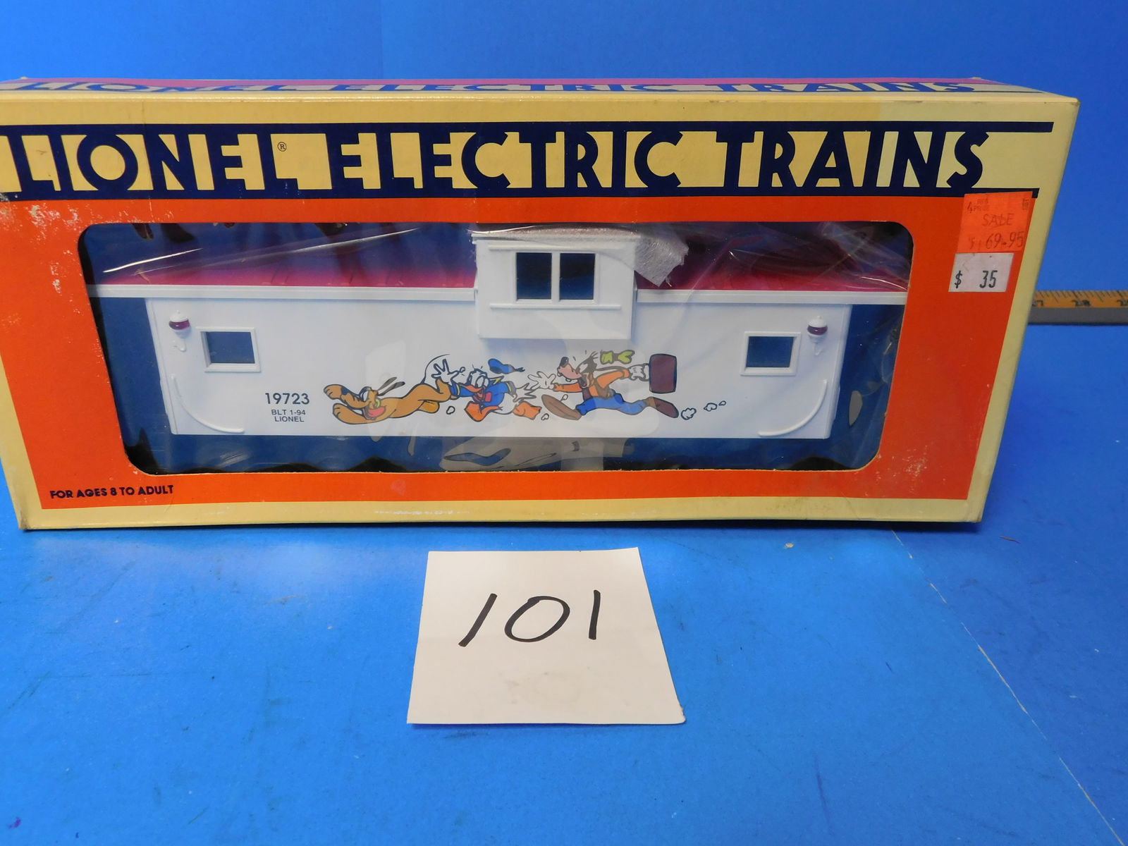 Lionel Disney Extended Vision Caboose. 6-19723 New in box (1 of 3)