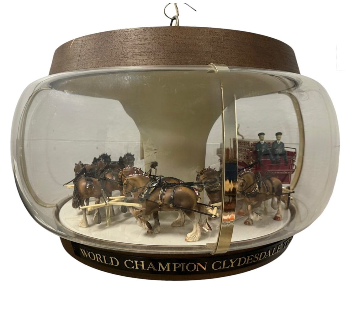 Circa 1960's/1970's Budweiser Clydesdale Carousel Revolving Advertisement (1 of 14)