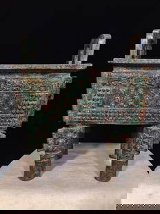 Chinese bronze ware incense burner Shang dynasty: Size: Height 24 cm - Width 19.5 cm Materials: Bronze Ware Time Period: Shang dynasty Manufactured Date: 1050-BC Period Origin: China