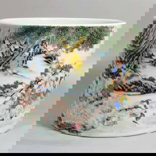 Chinese famille verte porcelain brushpot Qing dynasty Yongzheng Mark & Period: Size: Height 19.5 cm - Width 15.5 cm Materials: Porcelain Time Period: Qing dynasty Manufactured Date: Yongzheng Mark & Period Origin: China