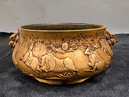 Chinese bronze gilt incense burner Ming dynasty Xuande Mark & Period: Size: Width 21 cm - Height 9.5 cm Materials: Bronze Gilt Time Period: Ming dynasty Manufactured Date: Xuande Mark & Period Origin: China