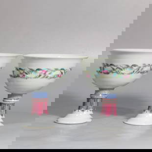 Chinese famille rose porcelain bowl pair Qing dynasty Yongzheng Mark & Period: Size: Width 7.8 cm - Height 8.4 cm Materials: Porcelain Time Period: Qing dynasty Manufactured Date: Yongzheng Mark & Period Origin: China