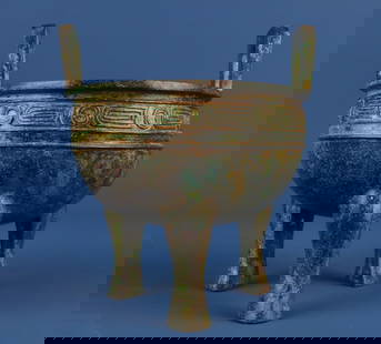 Western Zhou Dynasty Bronze Ware Maogong Ding: Size: Height 15 cm - Width 17 cm Materials: Bronze Ware Time Period: Zhou dynasty Manufactured Date: 700-BC Origin: China