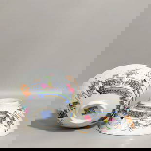 Chinese famille rose porcelain bowl pair Qing dynasty Qianlong Mark & Period: Size: Width 9.5 cm - Height 4 cm Materials: Porcelain Time Period: Qing dynasty Manufactured Date: Qianlong Mark & Period Origin: China