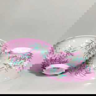 Chinese famille rose porcelain bowl pair Qing dynasty Yongzheng Mark & Period: Size: Width 15 cm - Height 7 cm Materials: Porcelain Time Period: Qing dynasty Manufactured Date: Yongzheng Mark & Period Origin: China