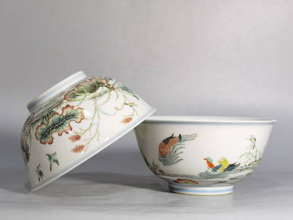 Chinese famille rose porcelain bowl pair Qing dynasty Kangxi Mark & Period: Size: Width 13.5 cm - Height 6.6 cm Materials: Porcelain Time Period: Qing dynasty Manufactured Date: Kangxi Mark & Period Origin: China