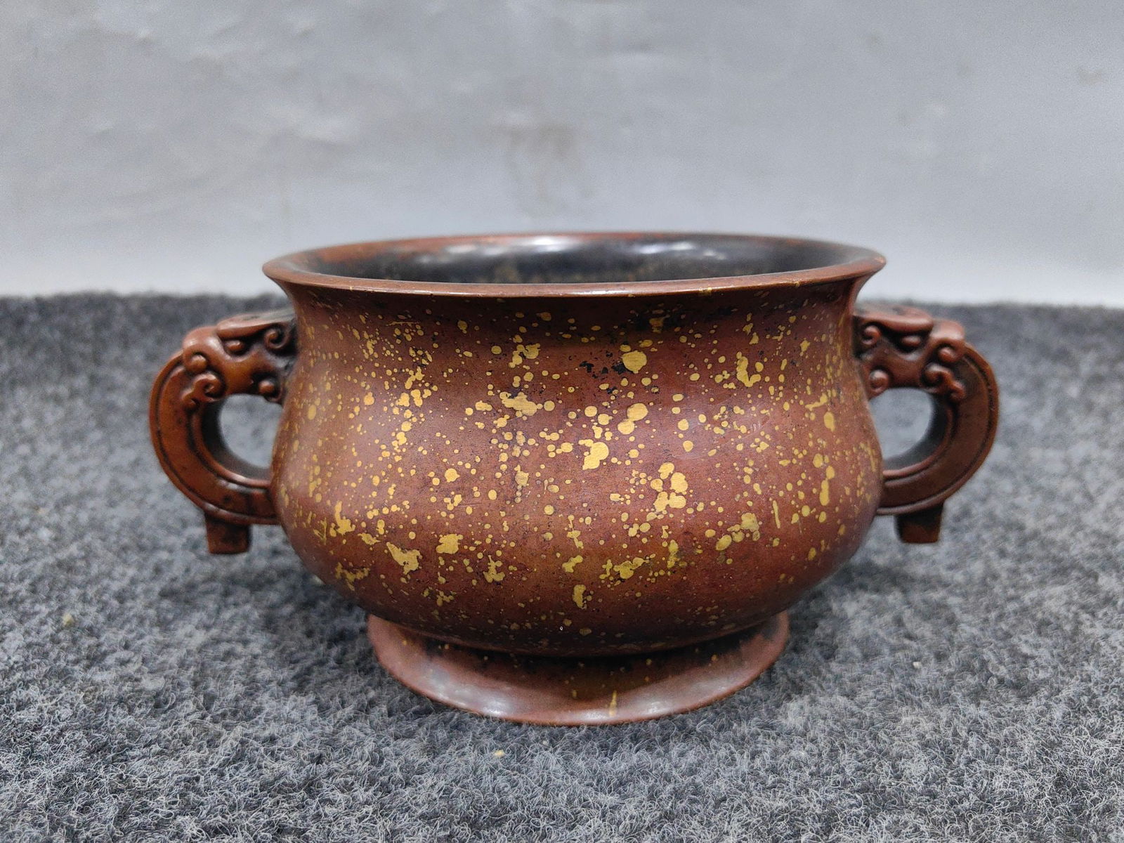 Chinese bronze gilt incense burner Ming dynasty Xuande Mark & Period (1 of 9)