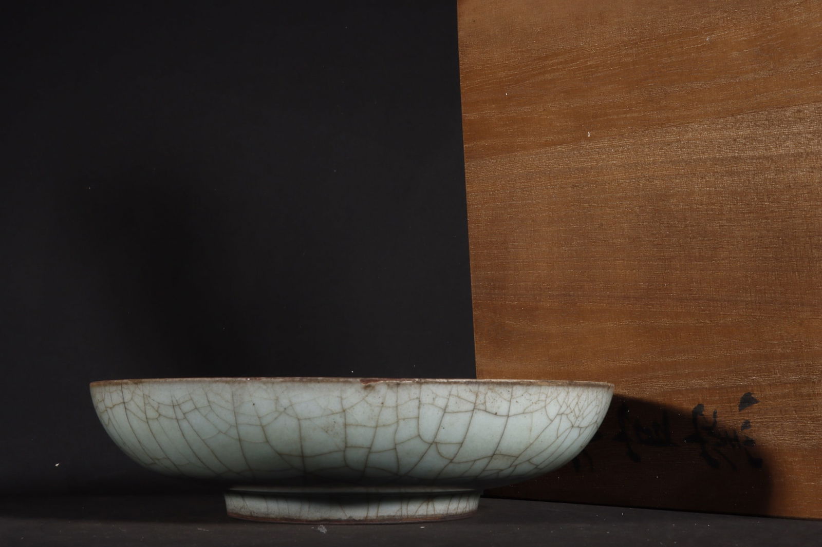 Chinese official kiln porcelain plate Song Dynasty: Size: Width 17.8 cm - Height 4.5 cm Materials: Porcelain Time Period: Song dynasty Manufactured Date: 10th-c Period Object: Chinese Antique The Song dynasty (960–1279 CE) was a period of Chinese his