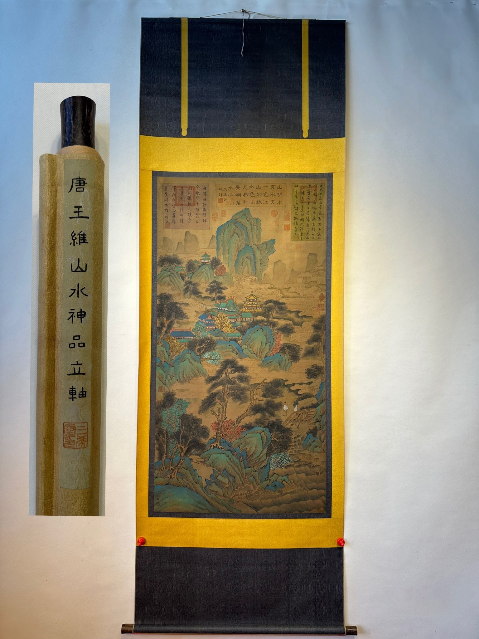 Chinese scroll painting Tang dynasty Wang Wei: Size: Height 136 cm - Width 75 cm Materials: ink color and paper Time Period: Tang dynasty Manufactured by: Wang Wei Object: Chinese Antique Tang Dynasty – Wang Wei's exquisite four-foot landscape h