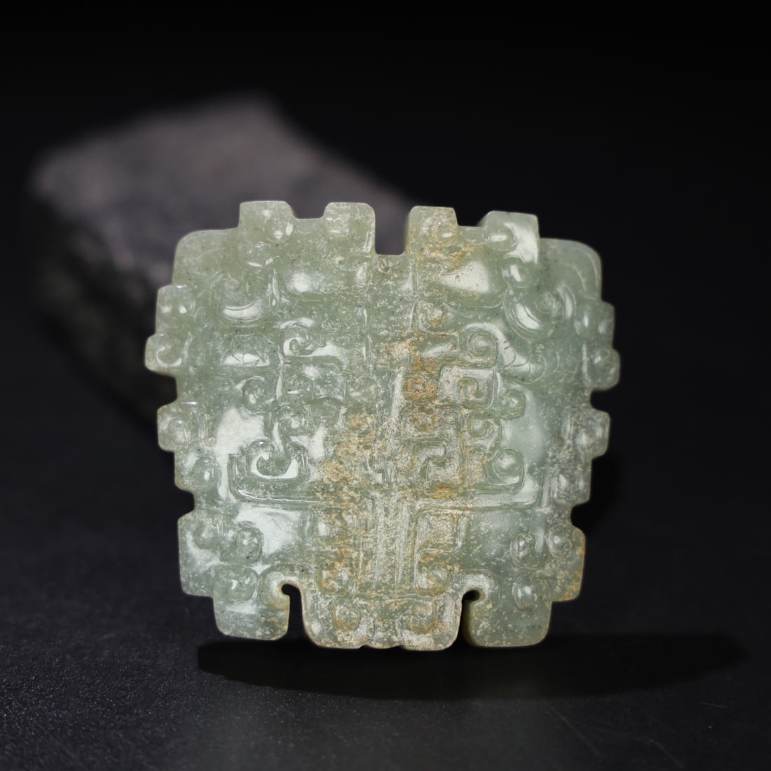Chinese natural jade carved ornaments Qing dynasty: Size: Height 7.2 cm - Width 6.6 cm Materials: Natural Jade Time Period: Qing dynasty Manufactured Date: Qianlong Period Object: Chinese Antique ⛨ Purchase With Confidence ✔ Verified