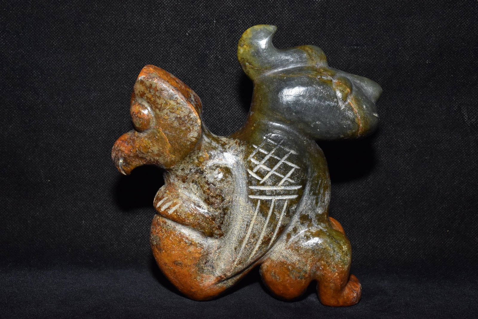 Chinese Hongshan culture jade carved ornaments (1 of 10)