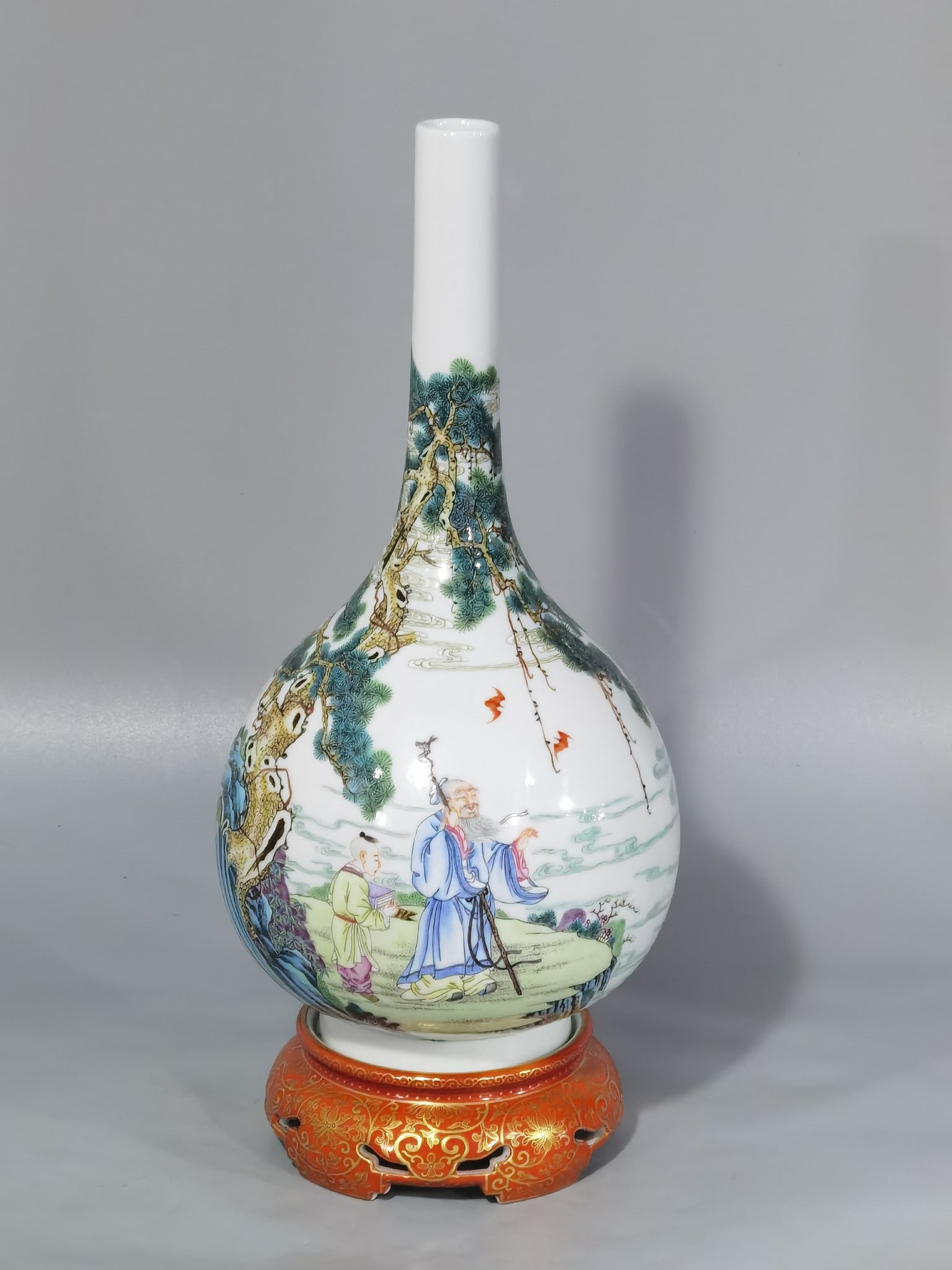 Chinese famille rose porcelain vase Qing dynasty Qianlong Mark & Period (1 of 9)
